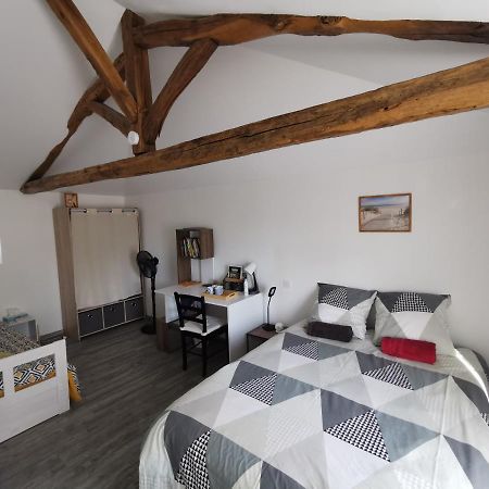 Chambre Privative Dans Ferme Renovee A 7Mn De Perigueux Champcevinel Bagian luar foto